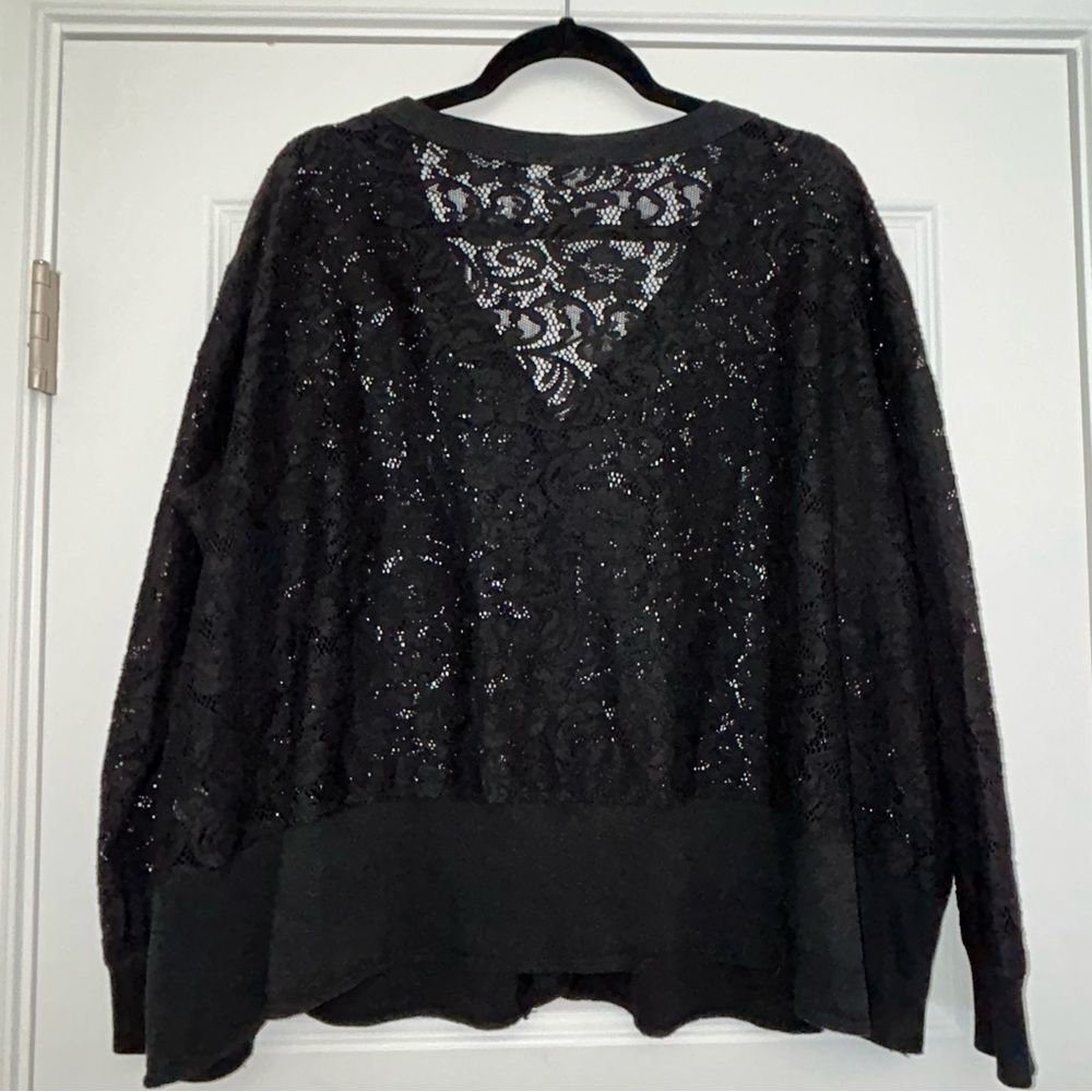 WILT Button Front Lace Cardigan Top - Picture 9 of 10
